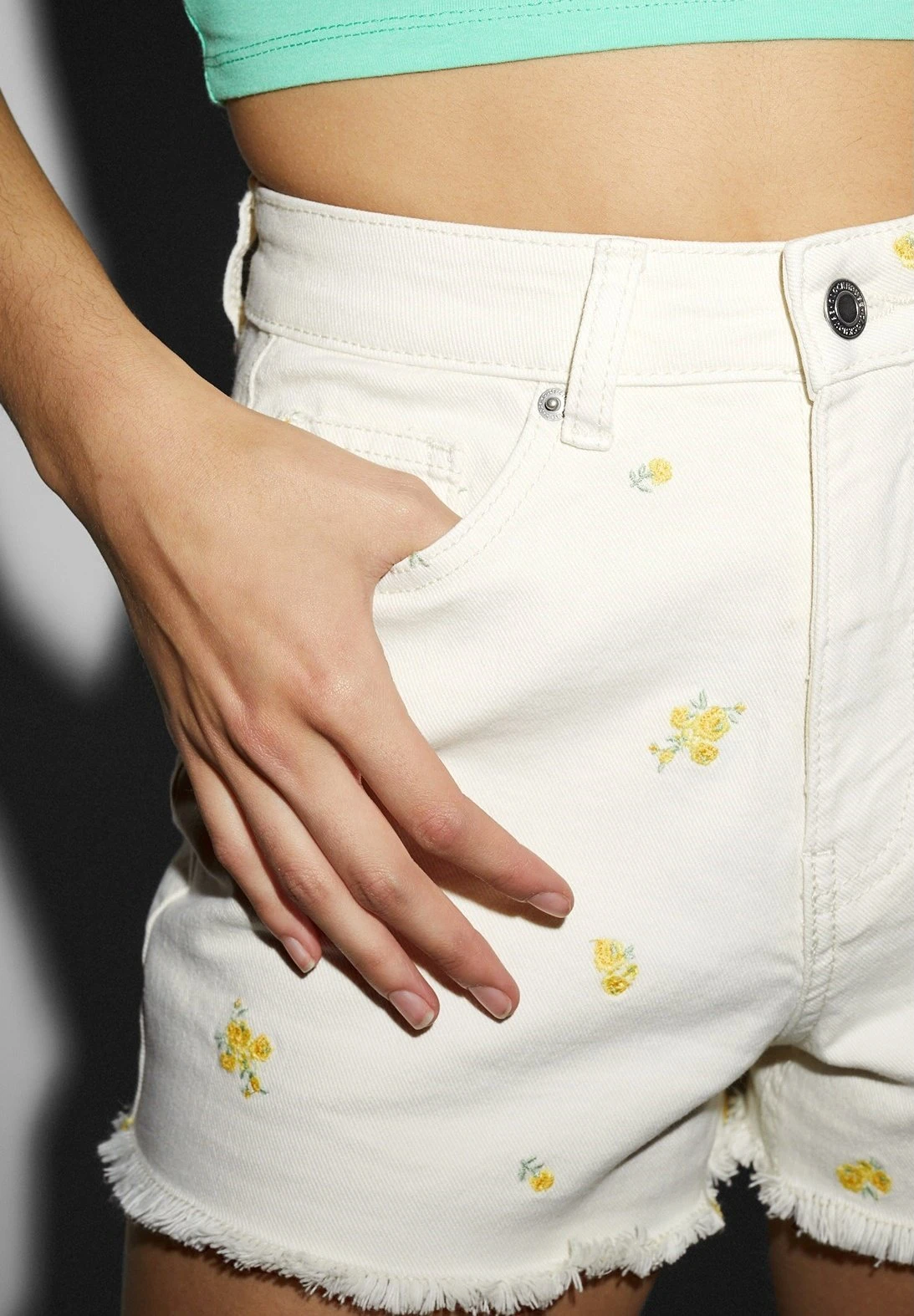 Jeansshort - Light Beige - Afbeelding 4