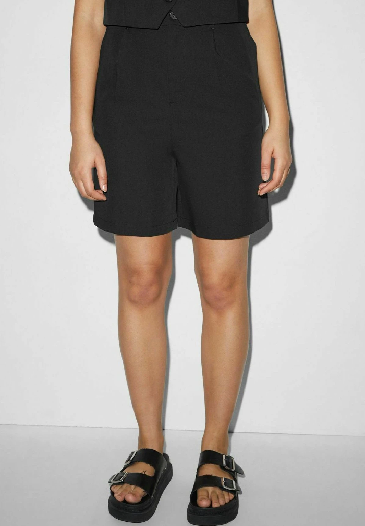 Shorts - Black